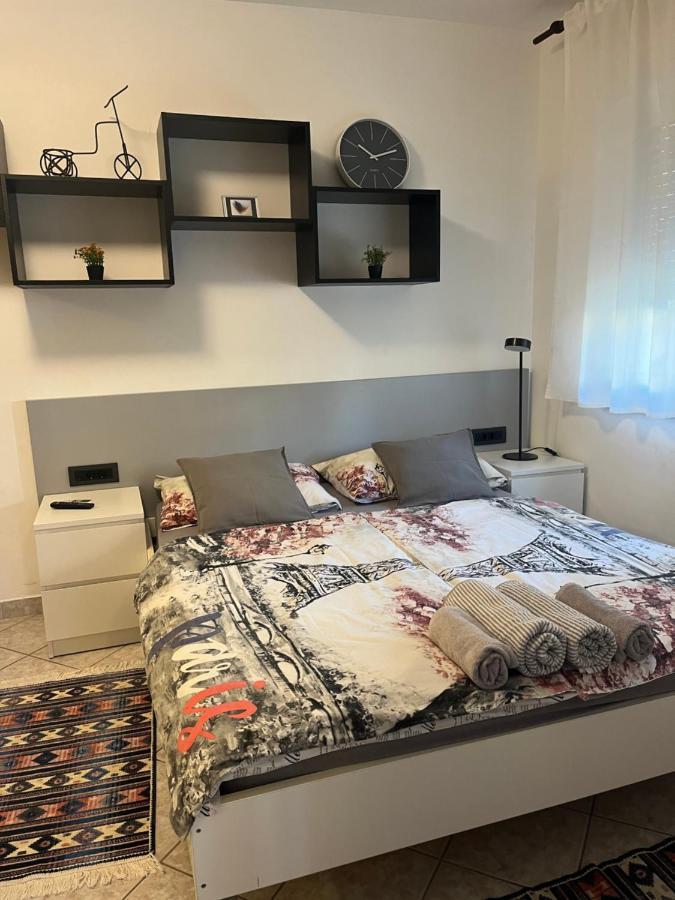 Lounge Appartment Luna Пореч Экстерьер фото